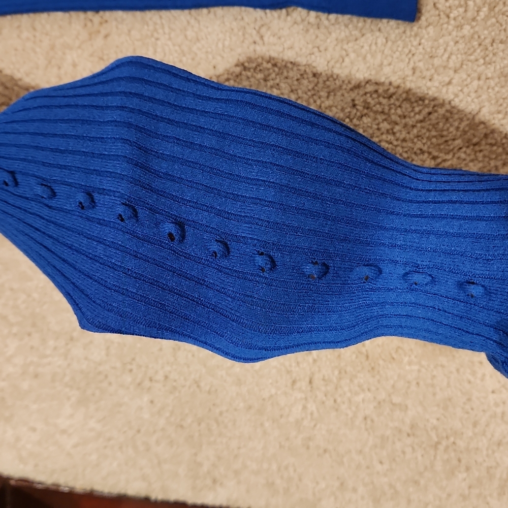 Ann Taylor Ribbed Ruffle Cuff Crew Neck Sweater - Picture 4 of 11